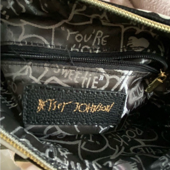 Betsey Johnson Mini Heart Satchel - Picture 16 of 16